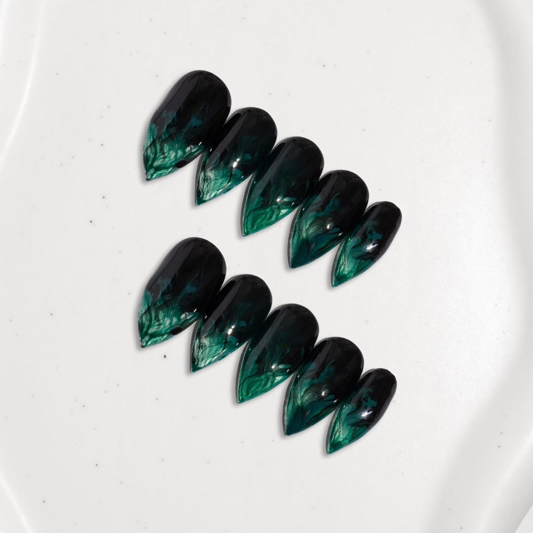 Signature: Venom mist