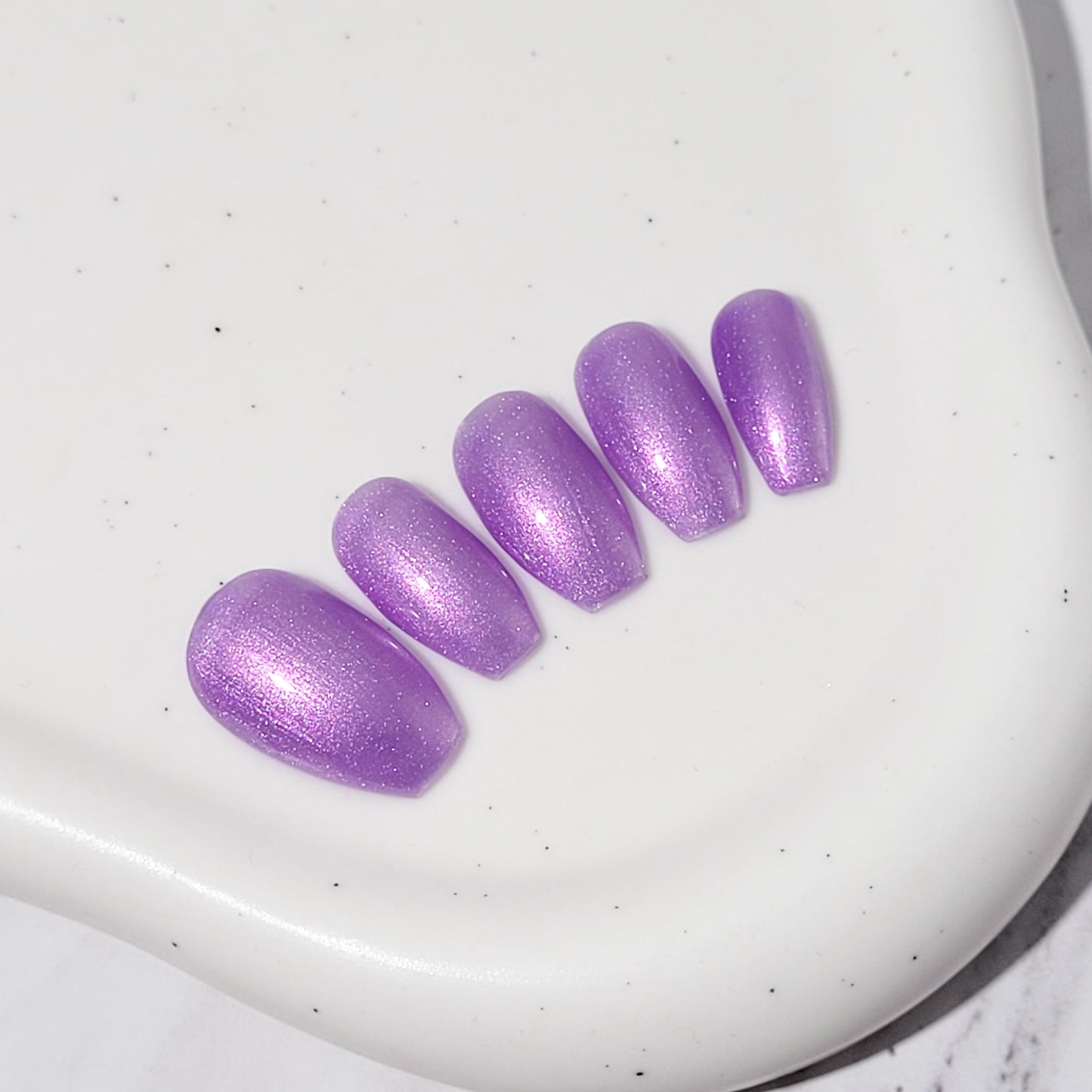Signature: Mauve shell