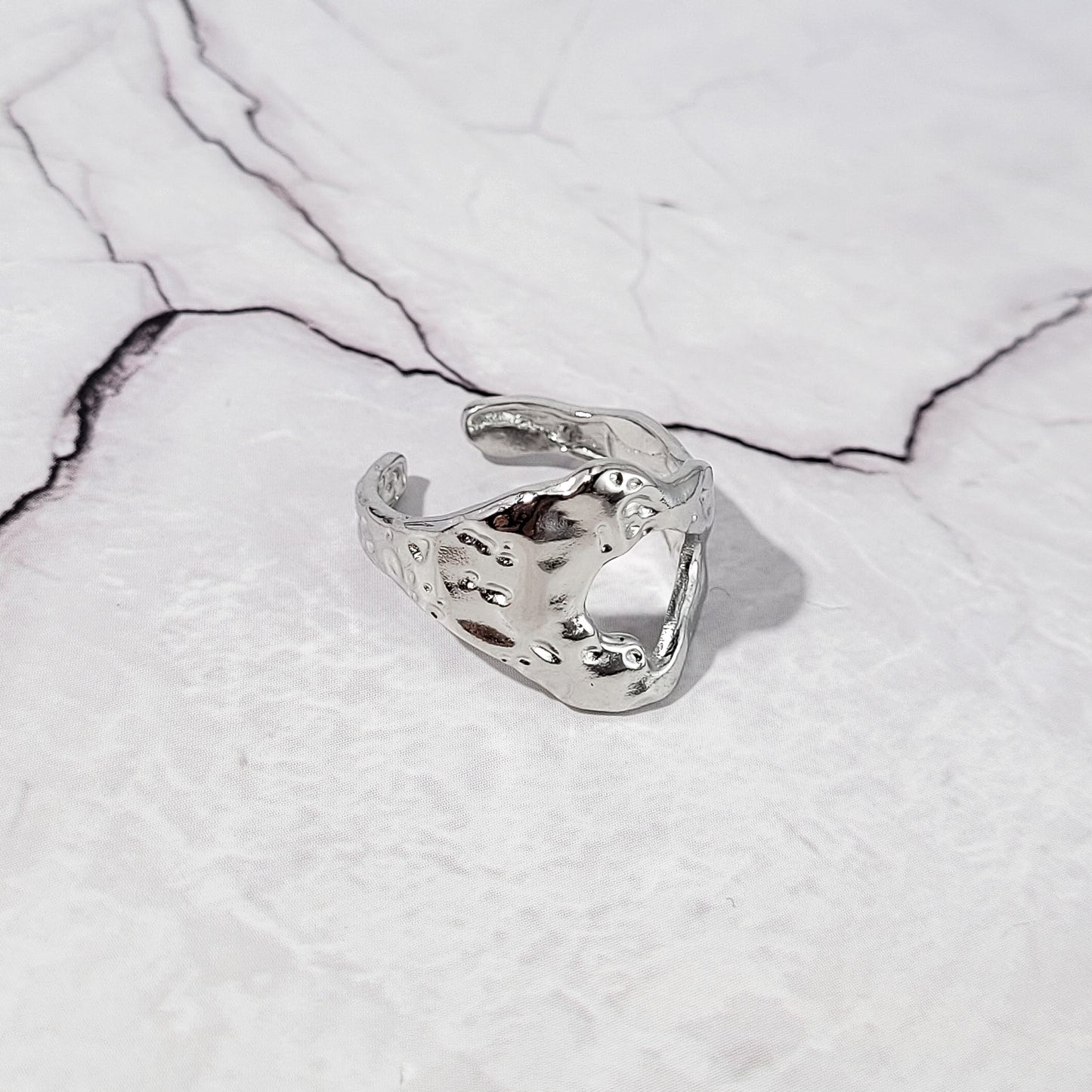 "Raw sculpture" bague réglable en acier inoxydable