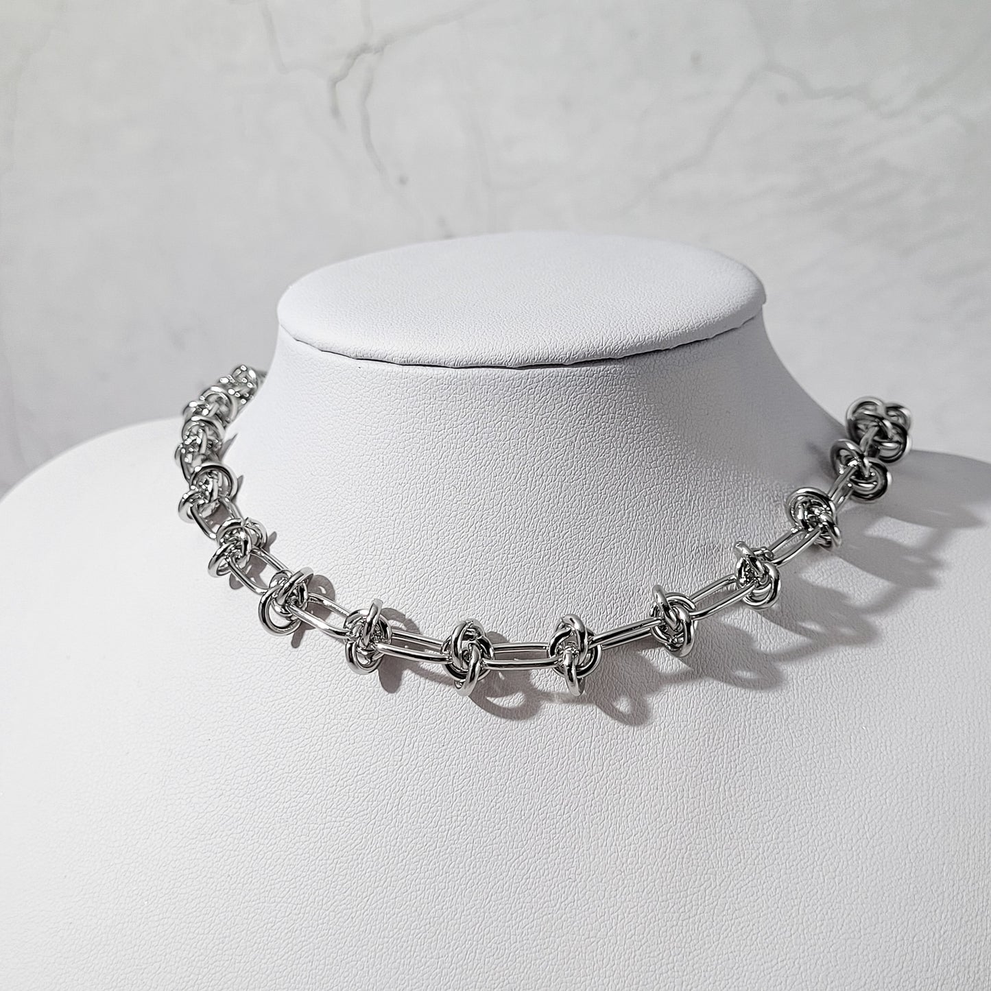 "Riot" collier ras de cou chaîne nouée en acier inoxydable