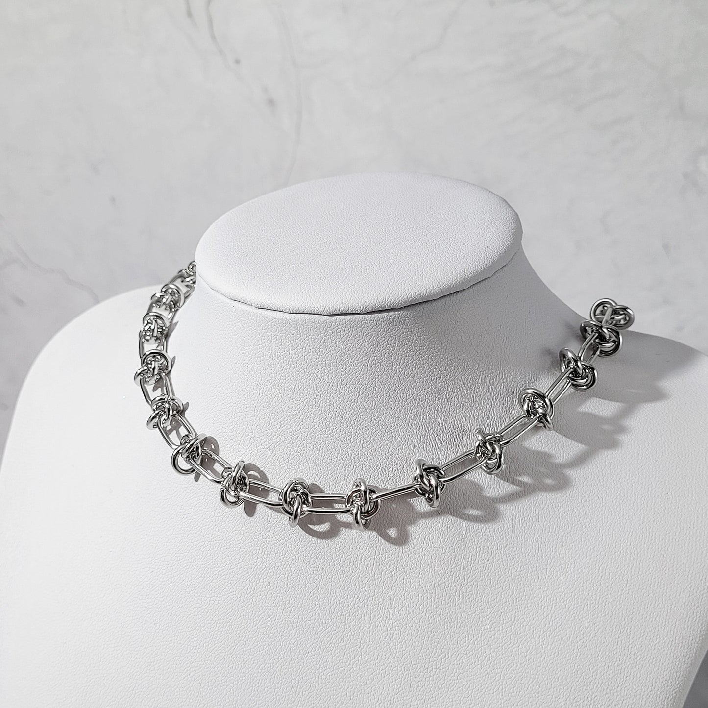 "Riot" collier ras de cou chaîne nouée en acier inoxydable