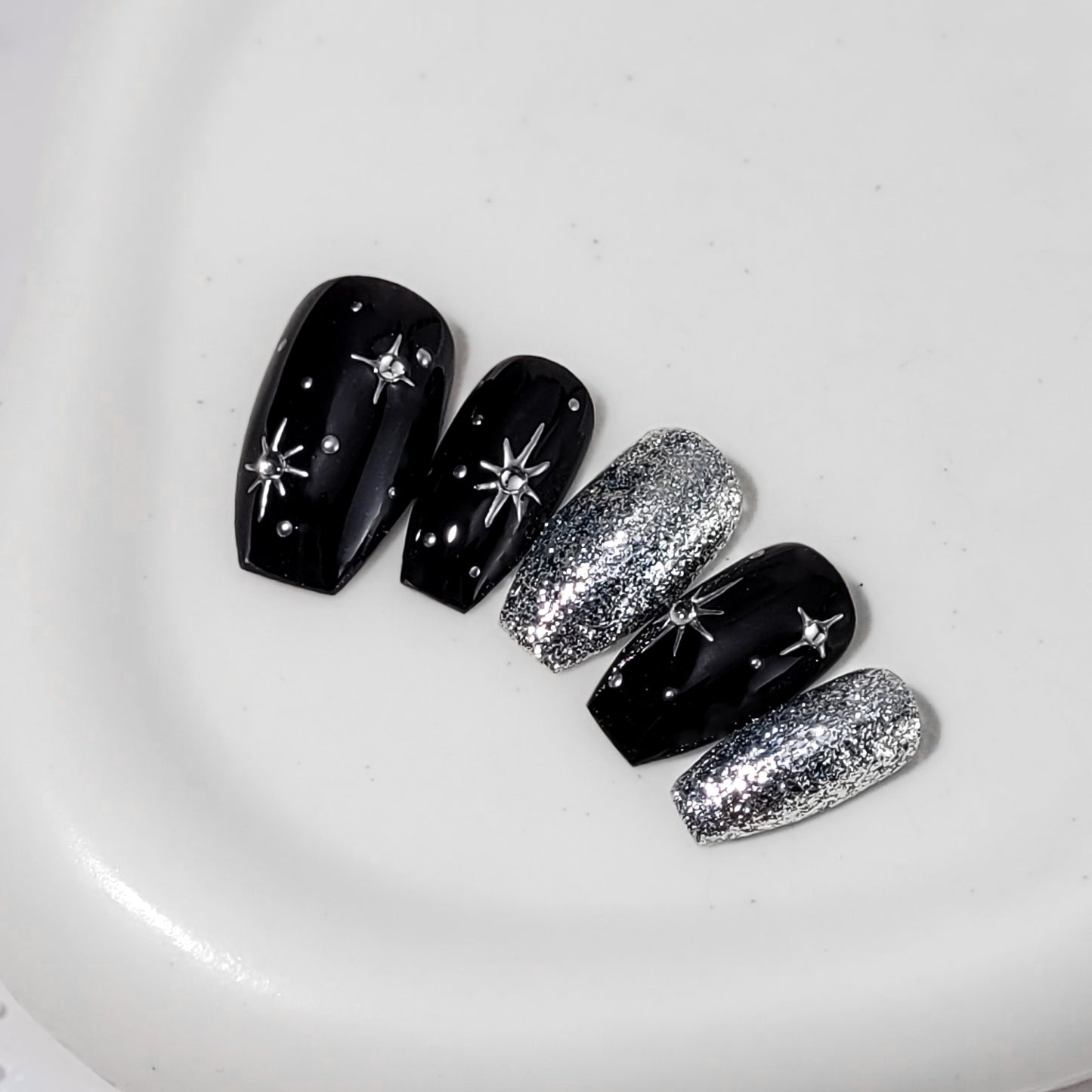 Signature: Glimmering Night