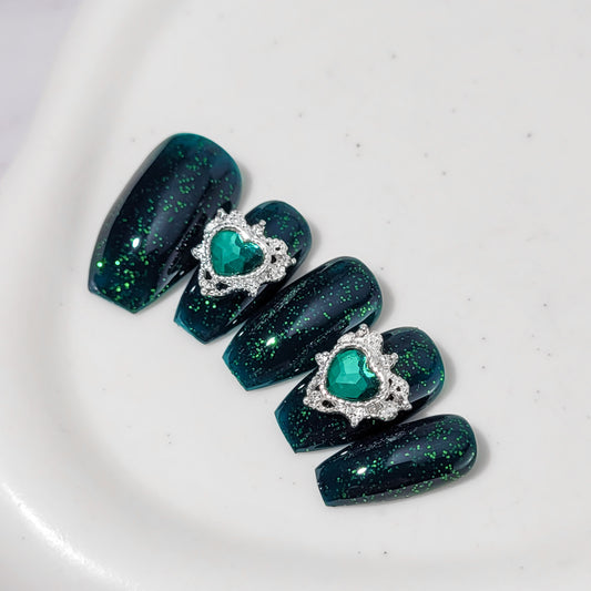 Signature:  "Winter princesses" collection: Emeralda