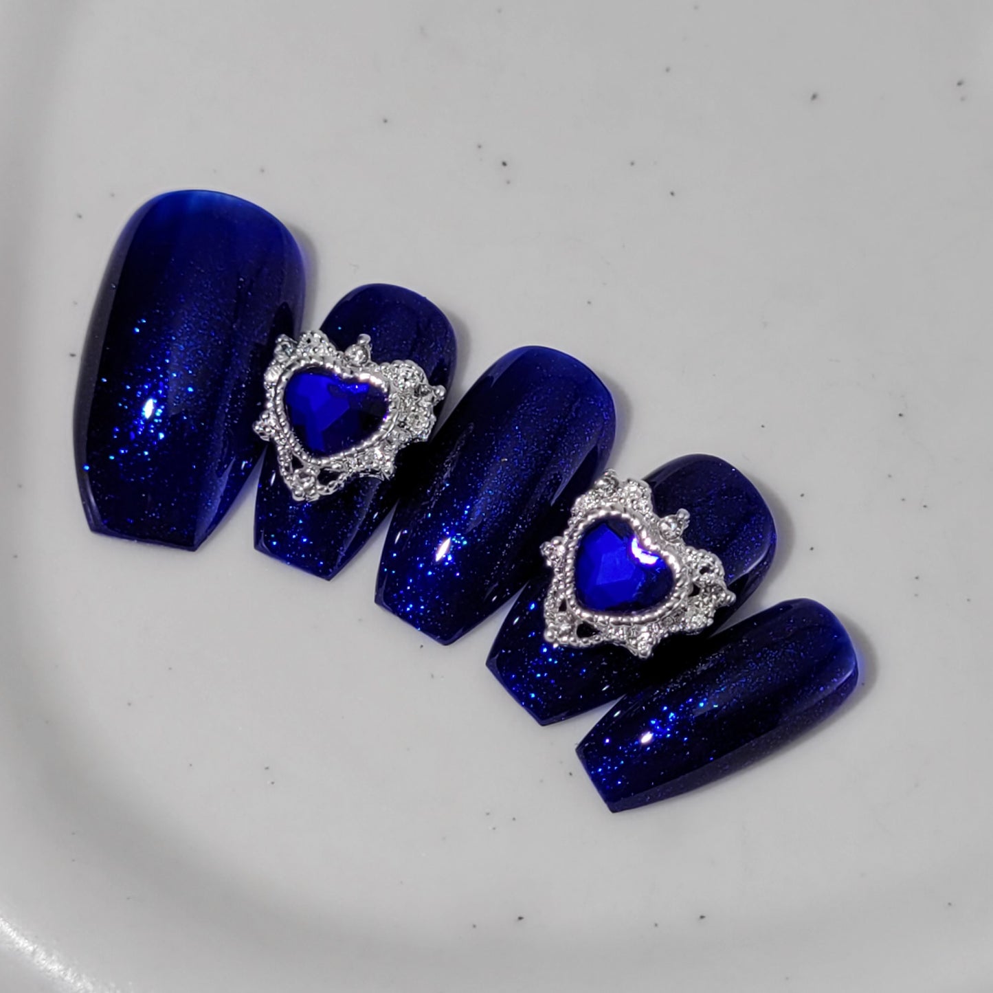 Signature: "Winter princesses" collection: Sapphirella
