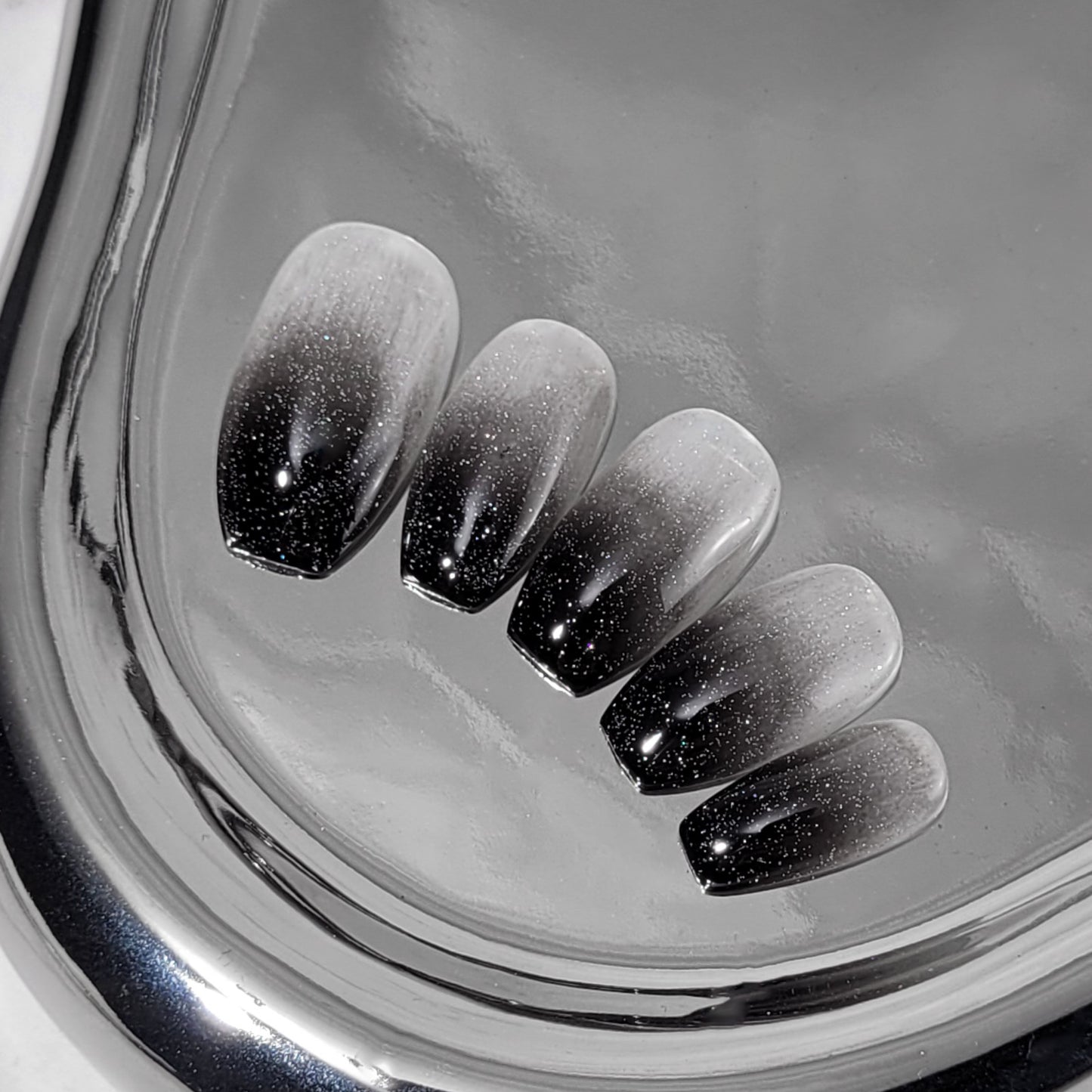 Signature: Shadow fade