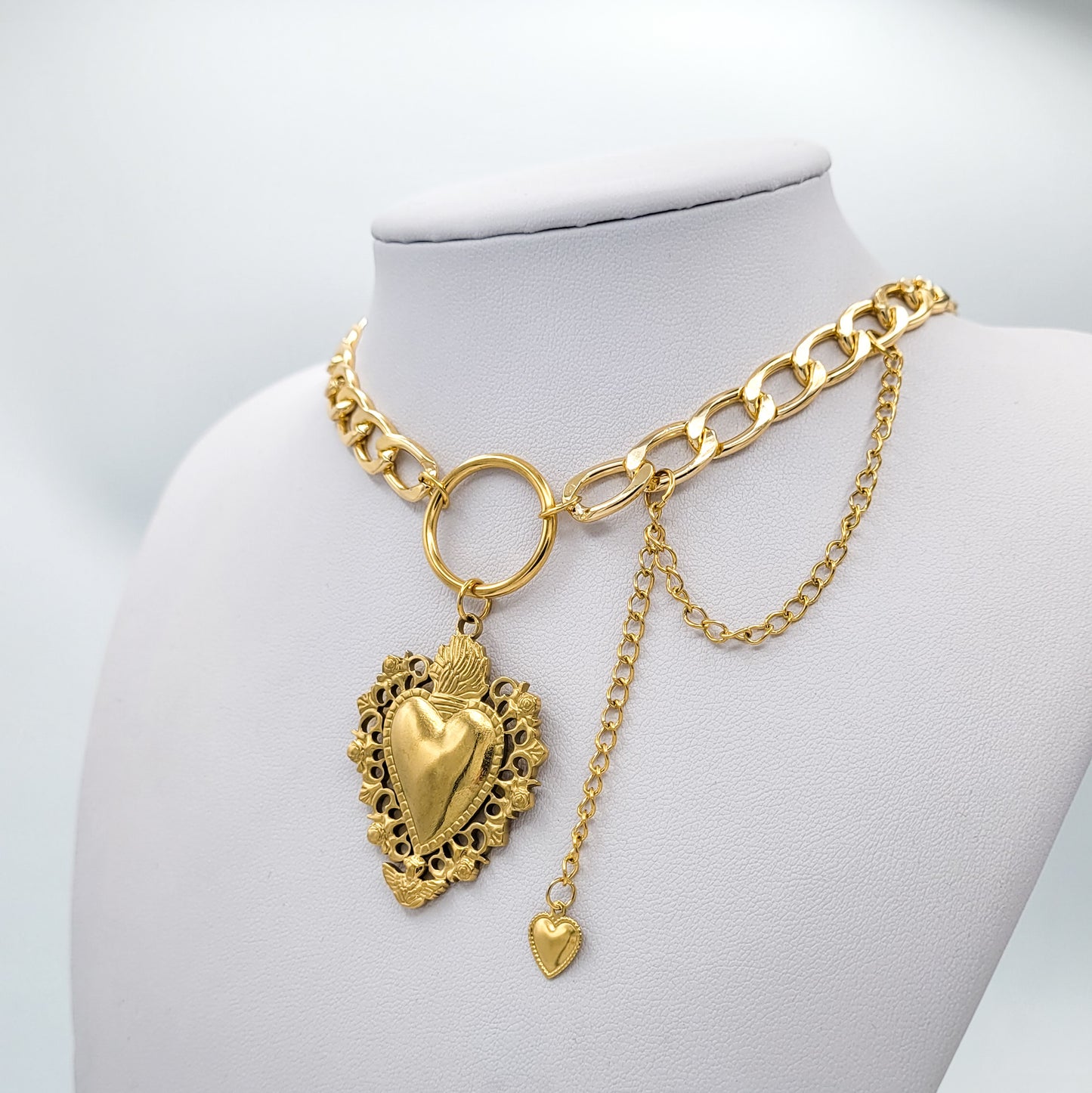 "Fierce devotion" collier ras de cou / chocker