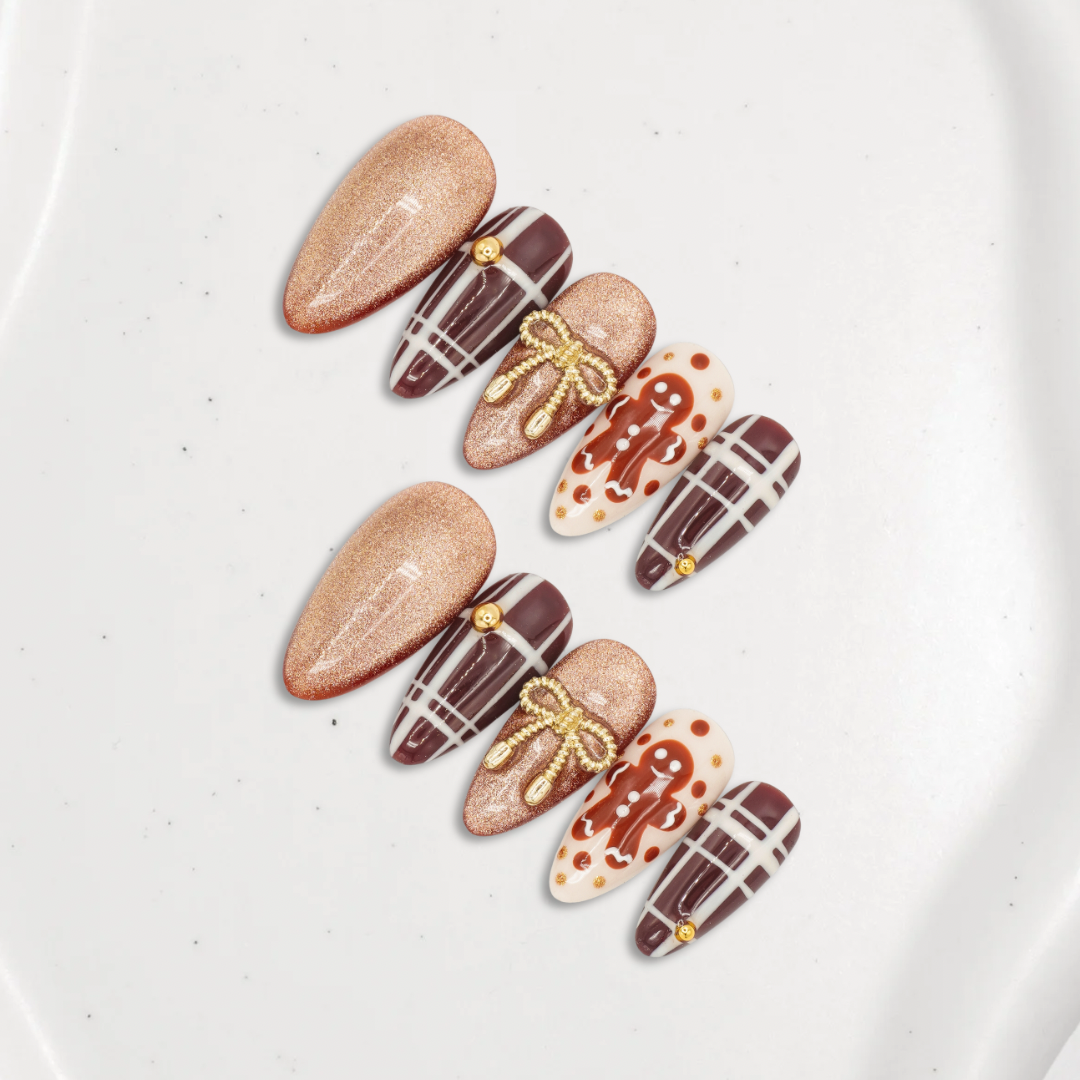 Premium: Gingerbread lodge