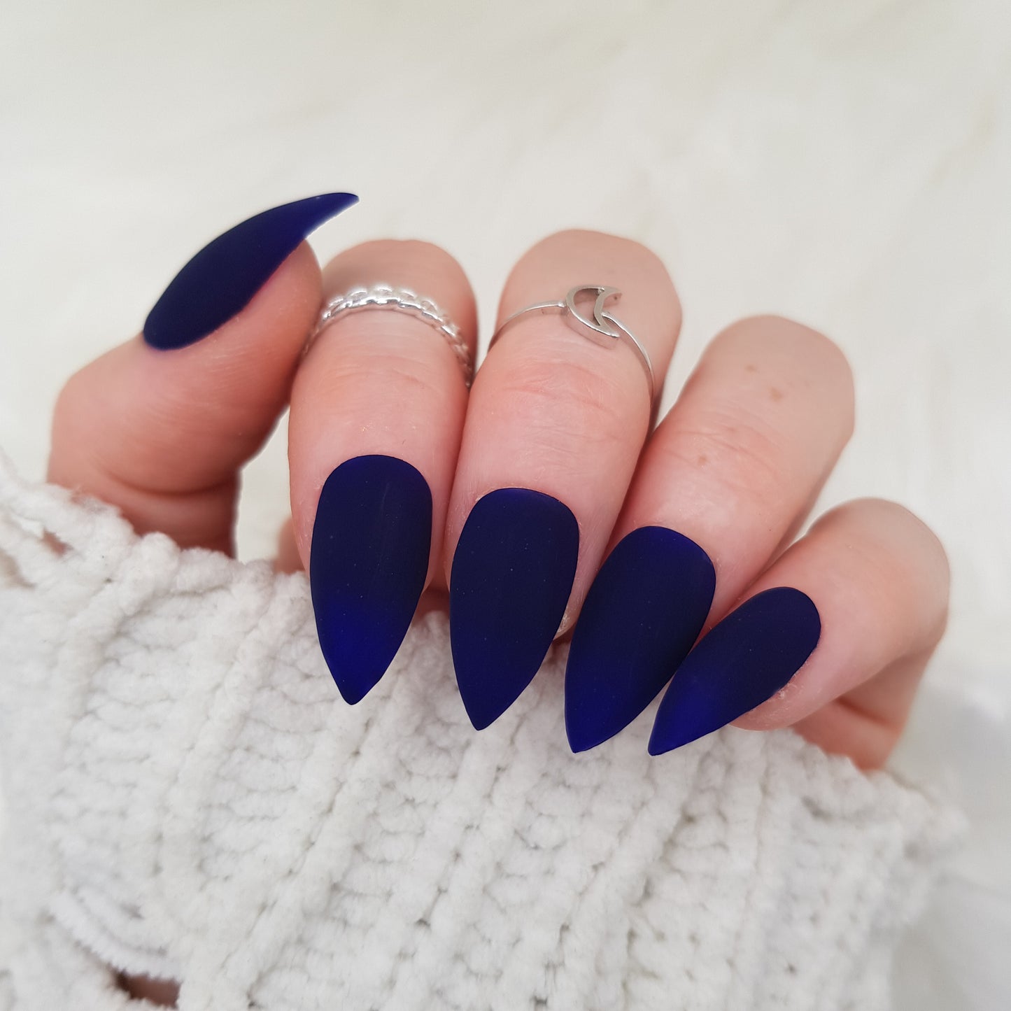 Essential: Royal