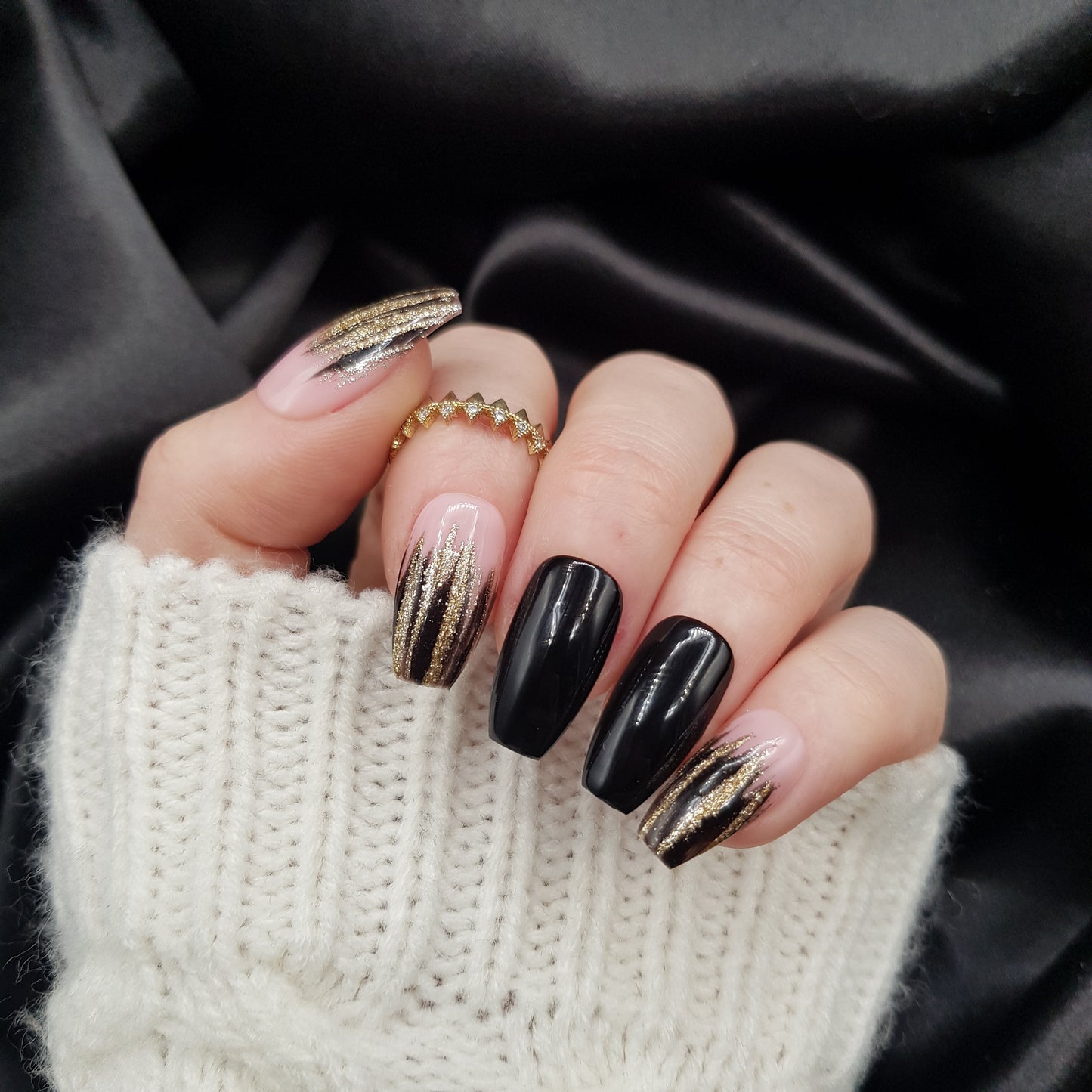 Signature: Black forest
