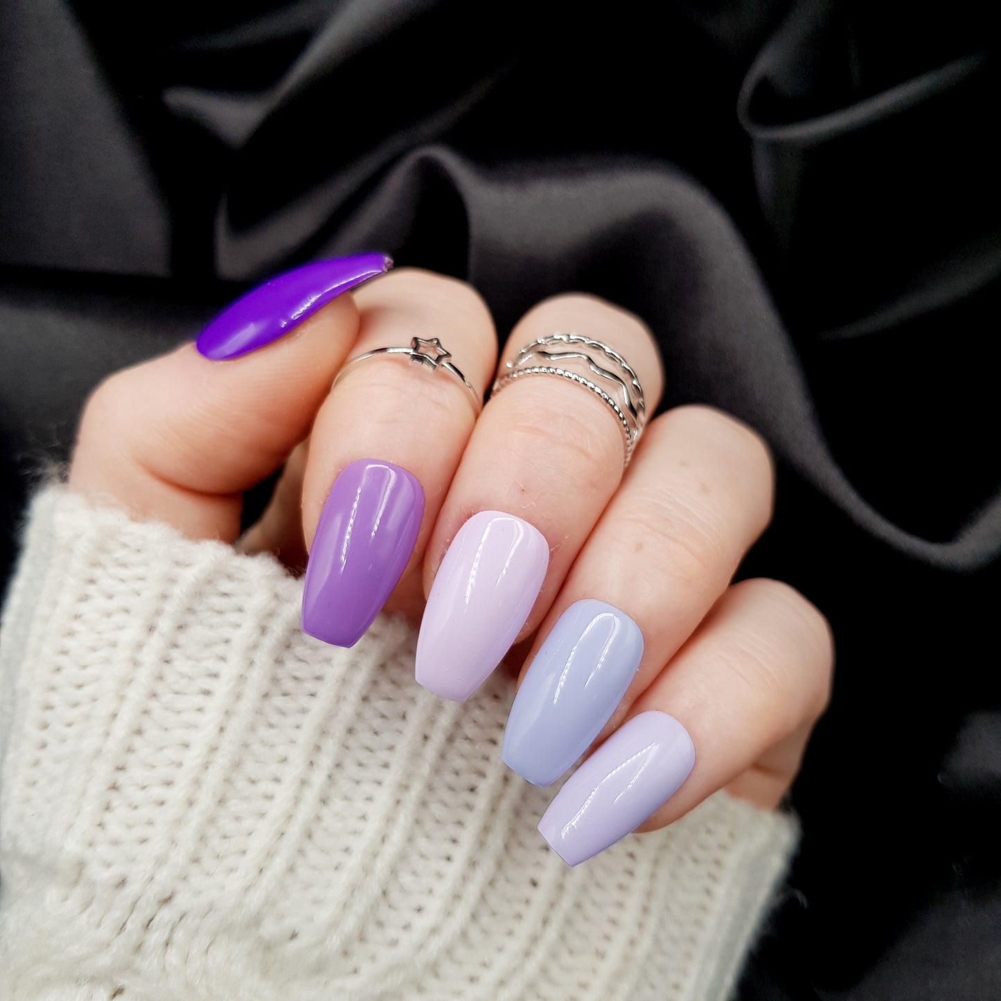 Signature: Purple shades
