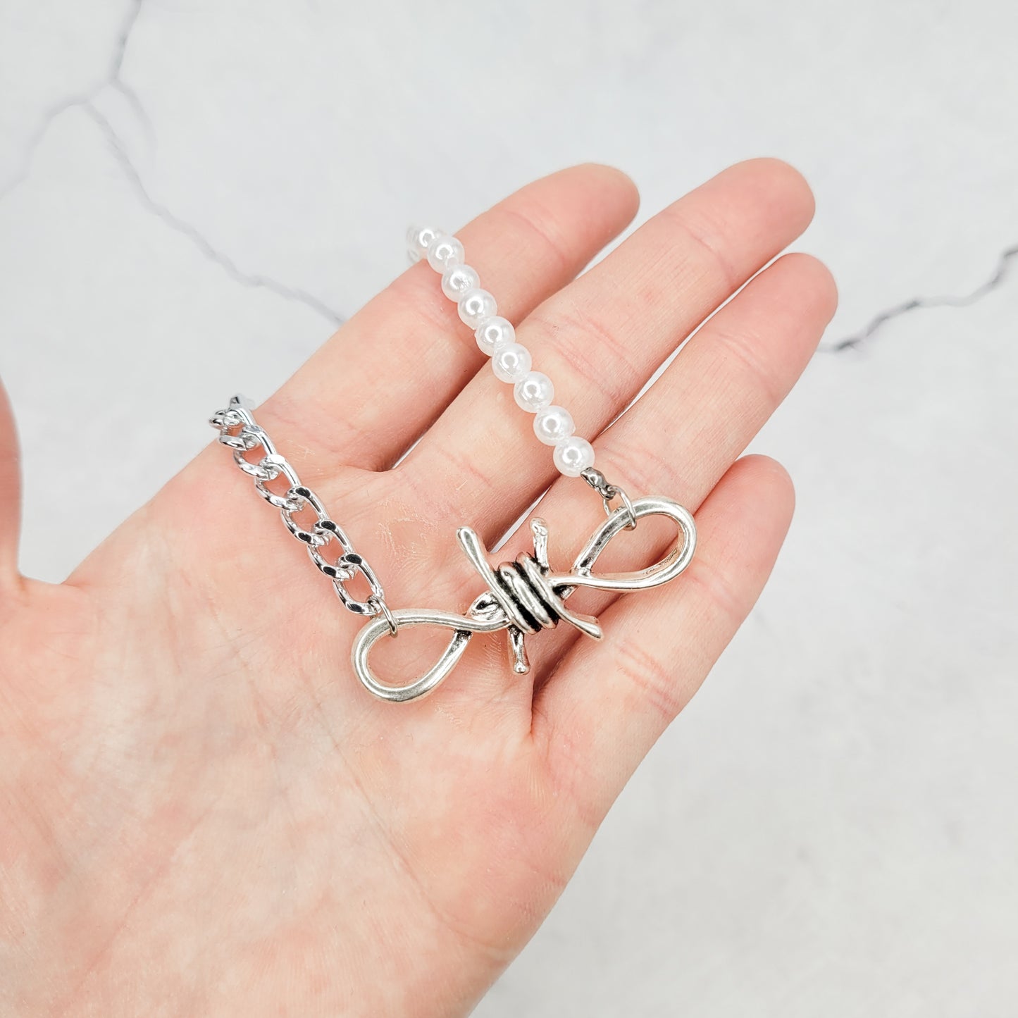 "Hurt" collier choker chaîne