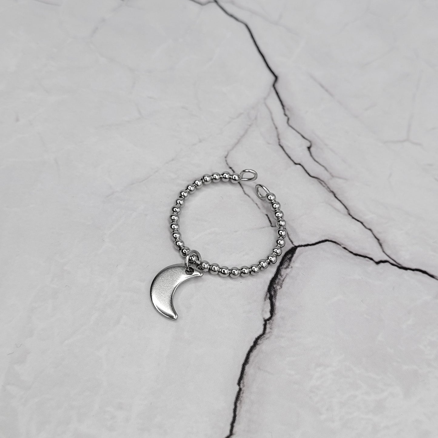 "Hecate" bague lune réglable anti-stress en acier inoxydable