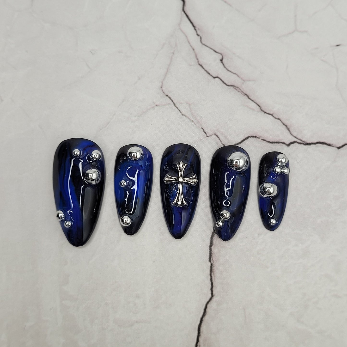 Premium: The crown and the ring