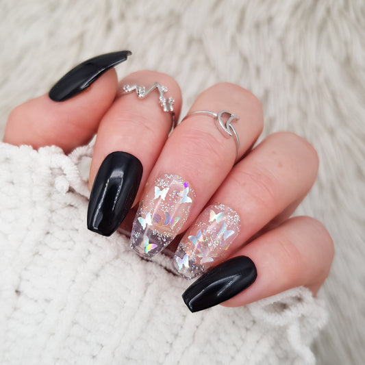 Signature:  Flutterby - Black