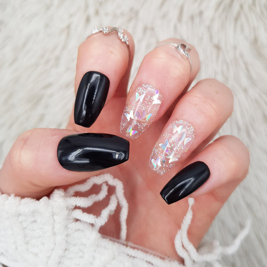 Signature:  Flutterby - Black
