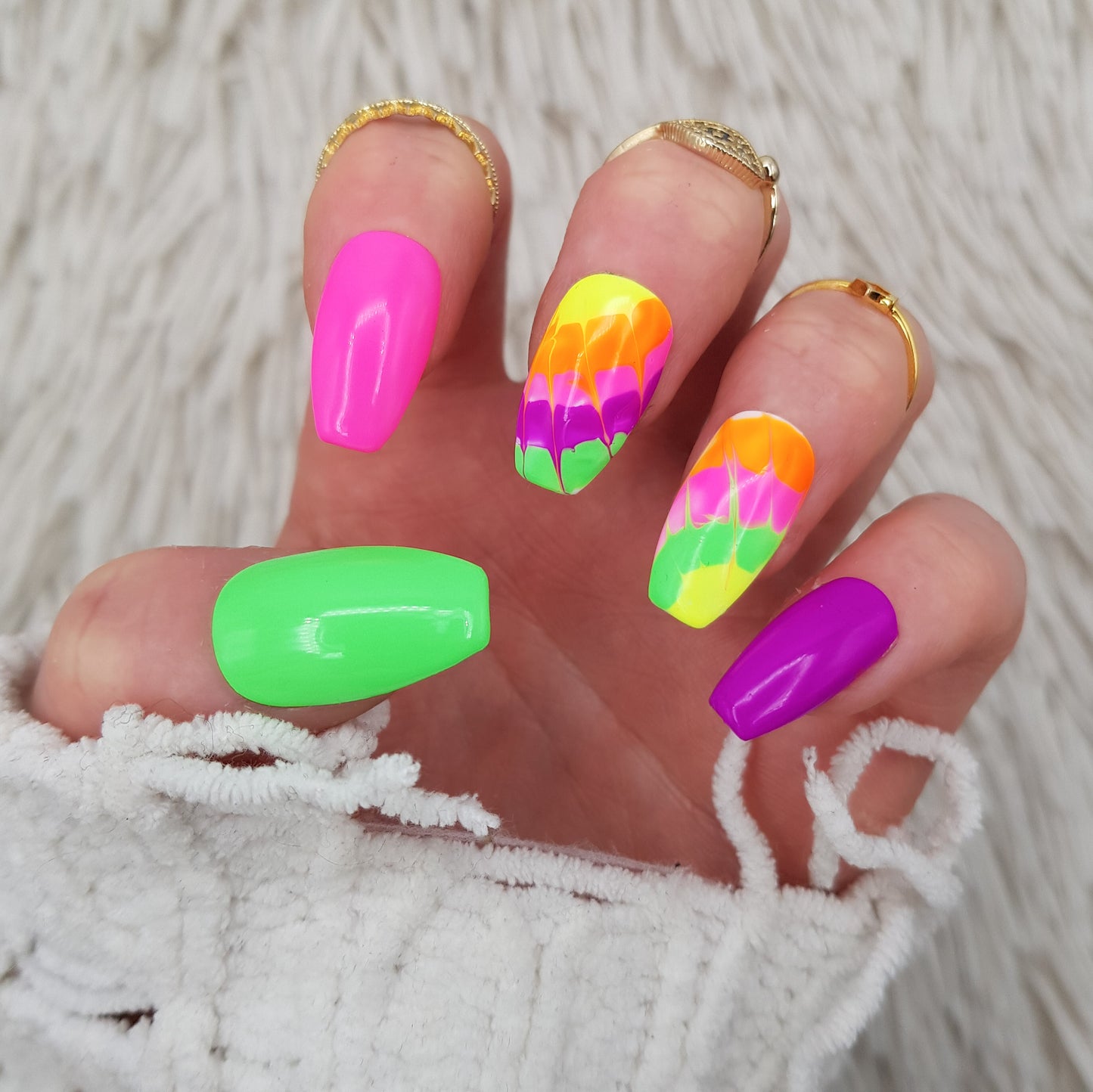 Signature:  This is to dye for