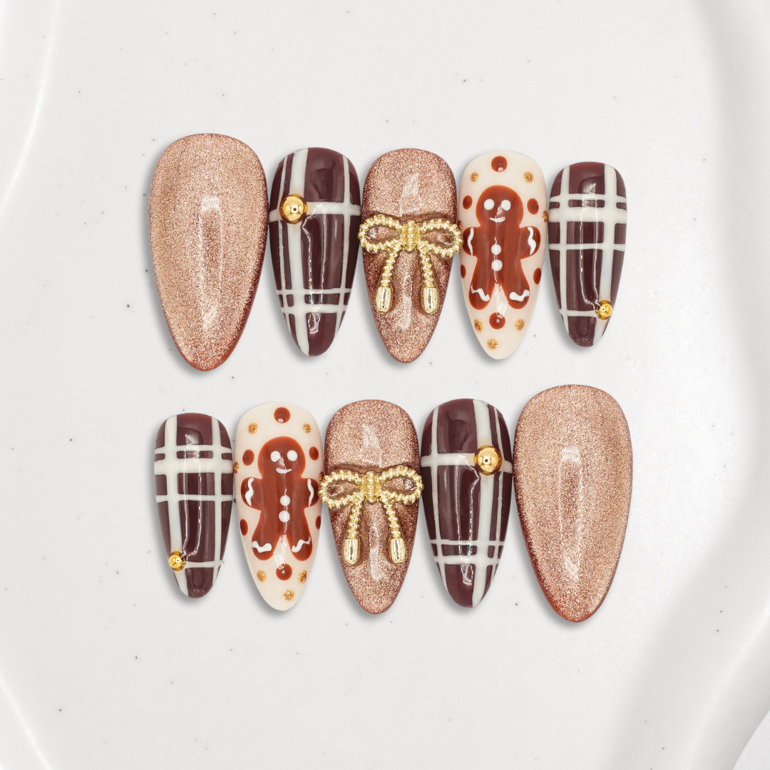 Premium: Gingerbread lodge