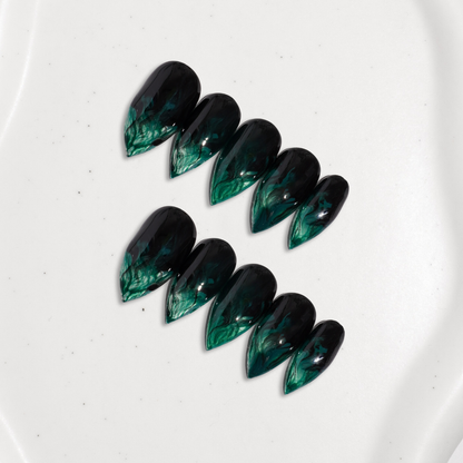 Signature: Venom mist