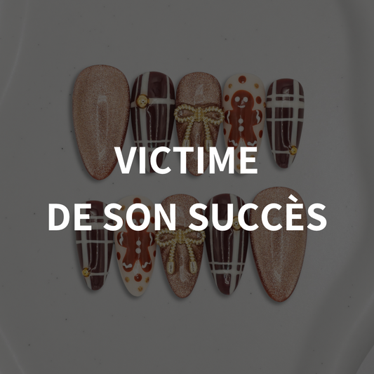 Premium: Gingerbread lodge