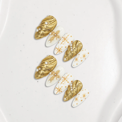 Premium: Golden chapel