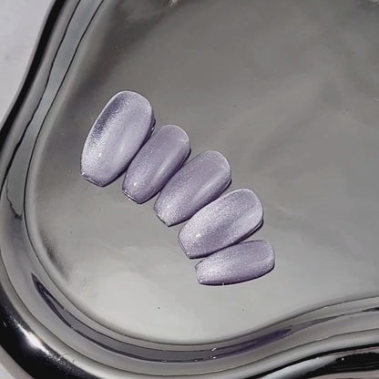 Signature:  Soft lilac frostglow