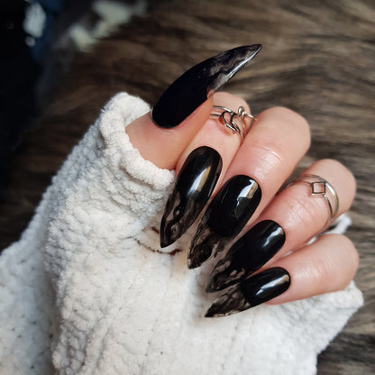 Signature:  Dark and smoky