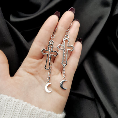 "Crossed paths" boucles d'oreilles dormeuses