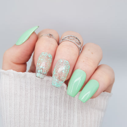 Signature:  Pastel bubbles - mint