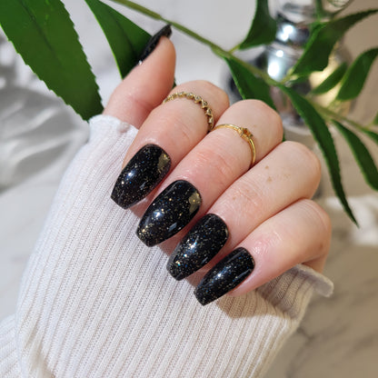Signature:  Astral black