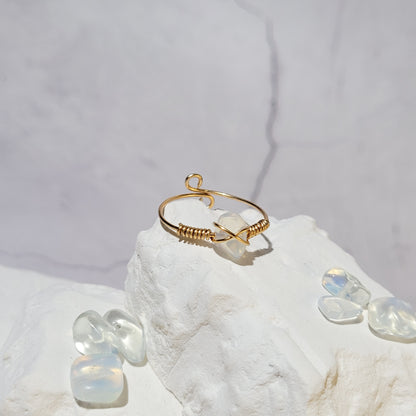 Bague "Birthstone"  dorée Opalite - octobre