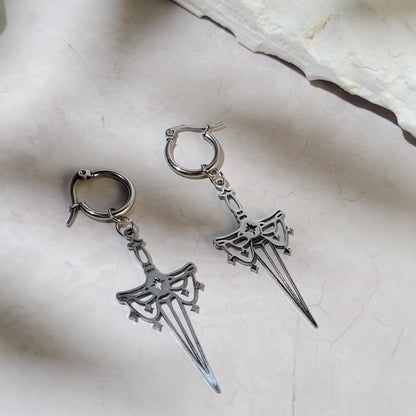 "Magical dagger" boucles d'oreilles en acier inoxydable