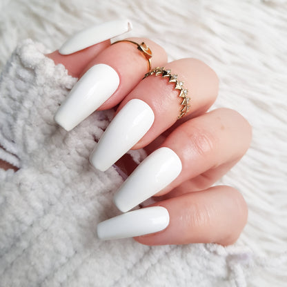Essential:  Snow white
