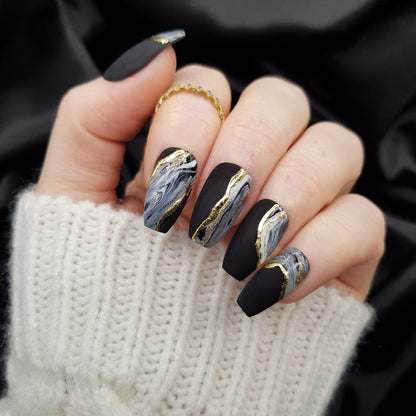 Signature:  Onyx bath